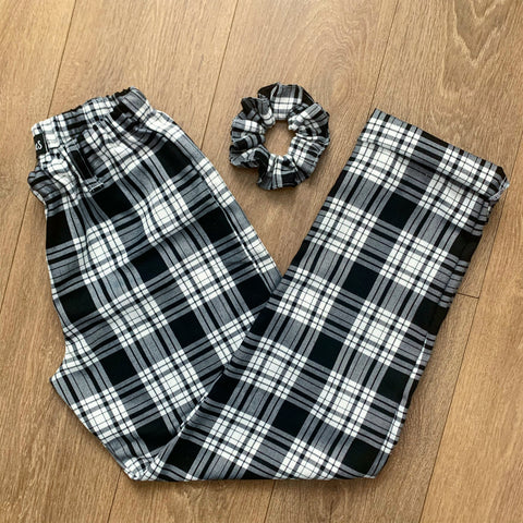 SOPHIE White/Black Tartan Trousers